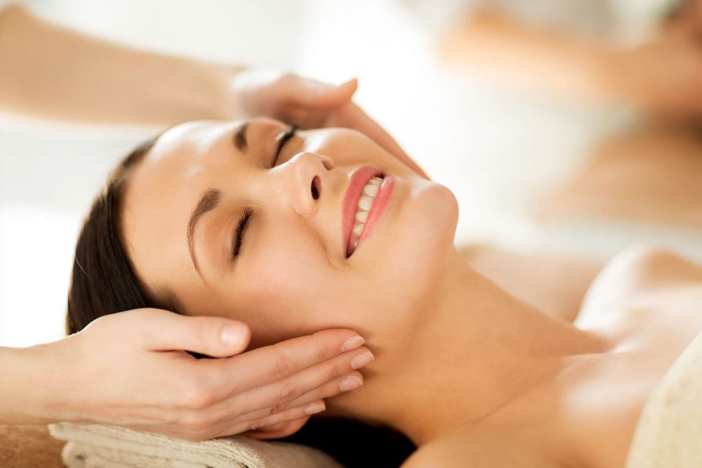 Beneficios del masaje facial